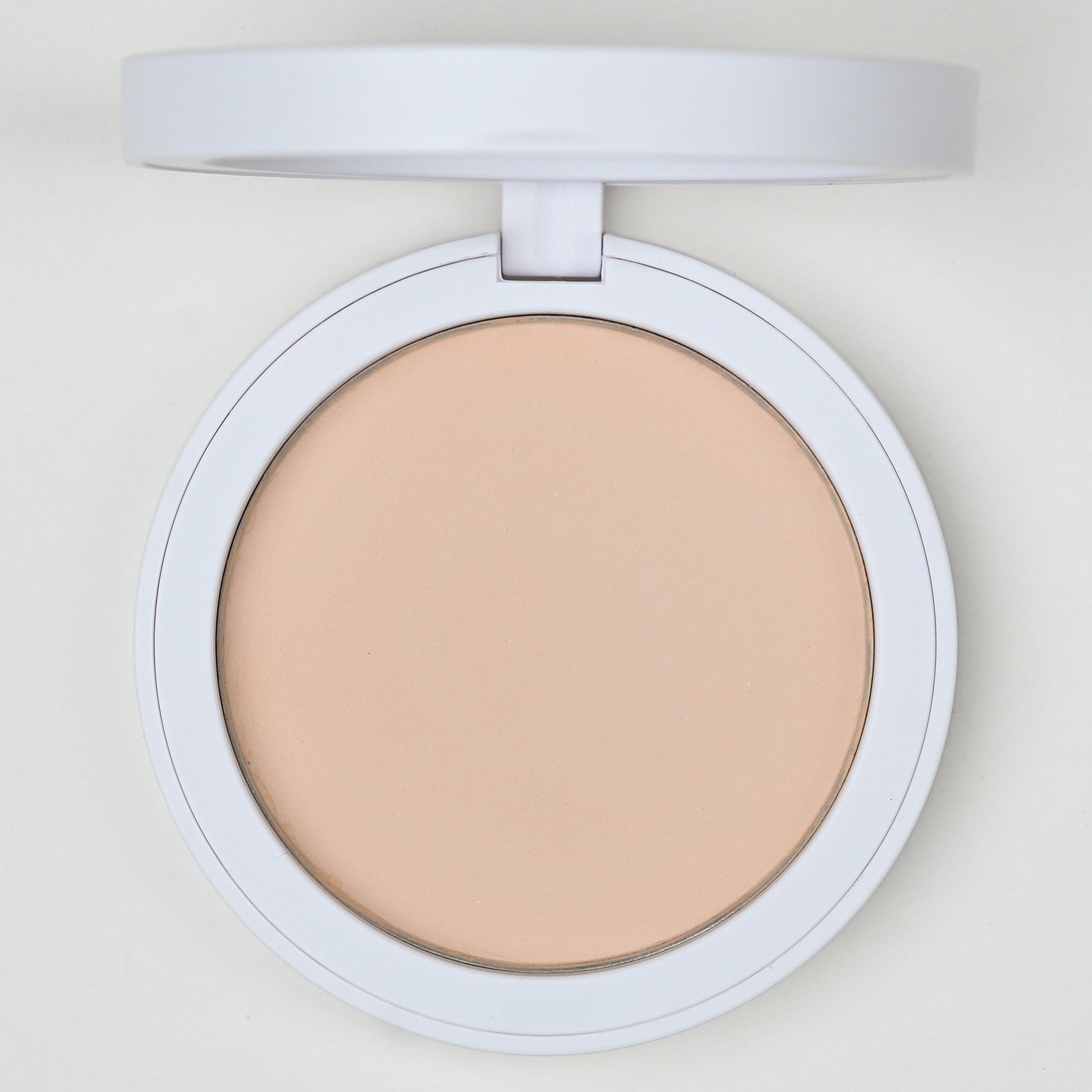 Velvet Matte Powder Foundation | Compact Powder | 6 Shades | Matte Finish, Lightweight & Smooth Coverage