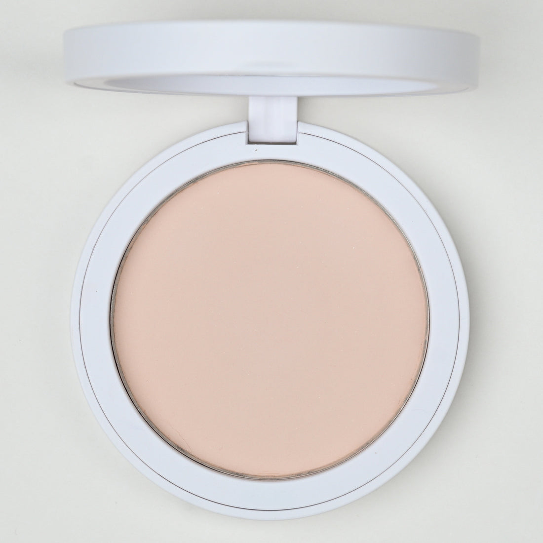 Velvet Matte Powder Foundation | Compact Powder | 6 Shades | Matte Finish, Lightweight & Smooth Coverage