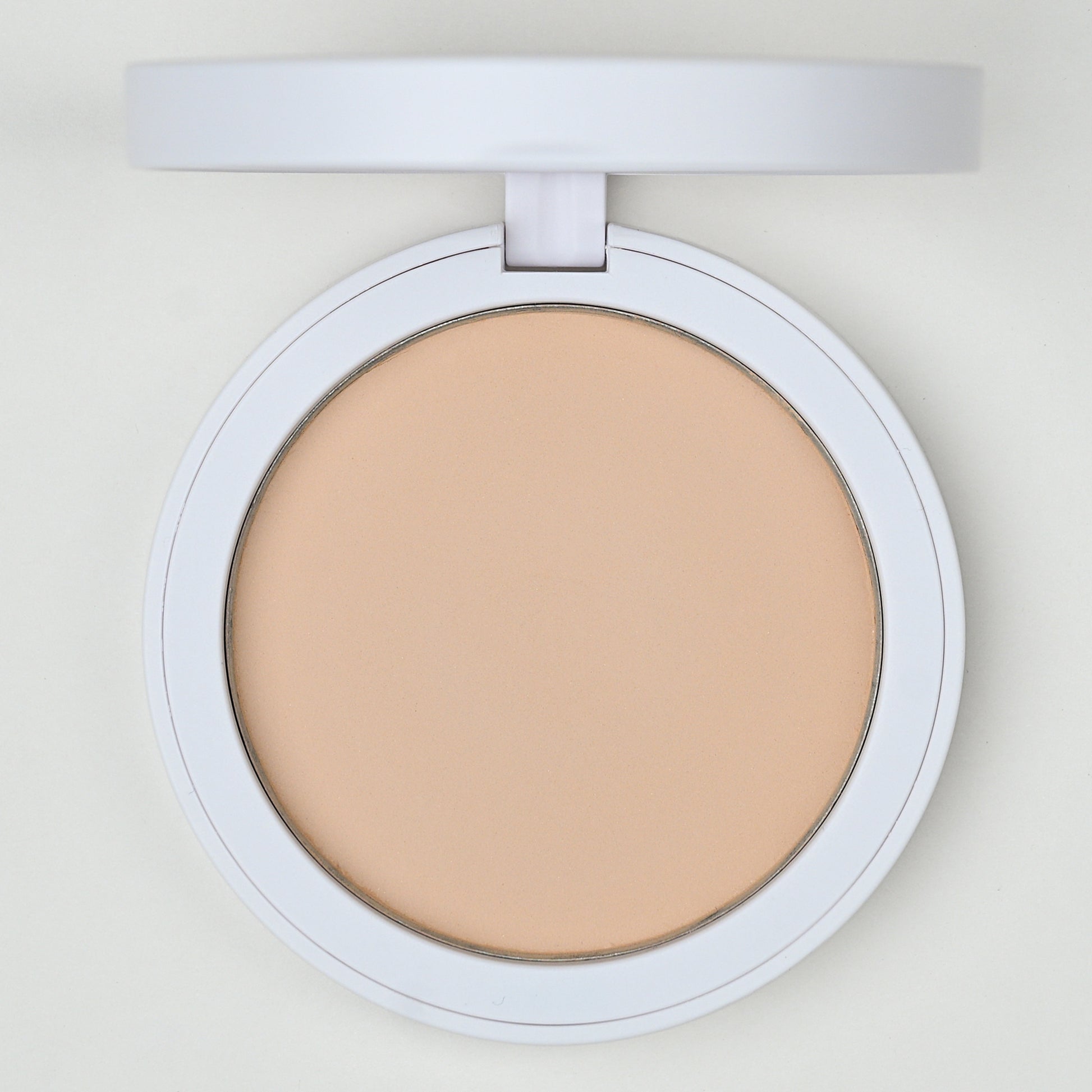 Velvet Matte Powder Foundation | Compact Powder | 6 Shades | Matte Finish, Lightweight & Smooth Coverage